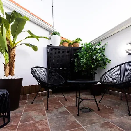 Apartamentos Turisticos Majma Caceres Exterior photo